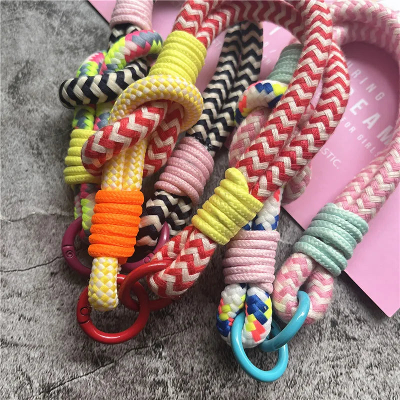 Luxury Contrast Color Keychain - PlusGamer