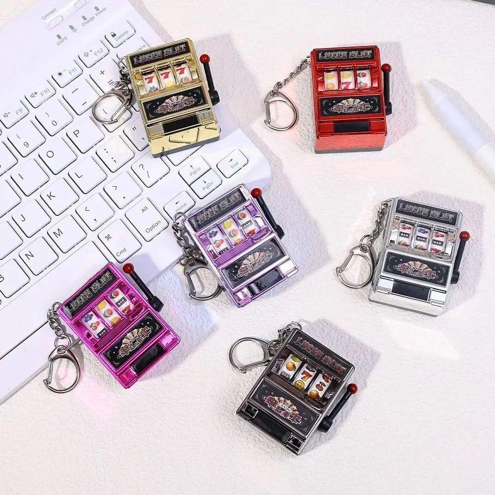 Mini Slot Machine Arcade Keychain - PlusGamer