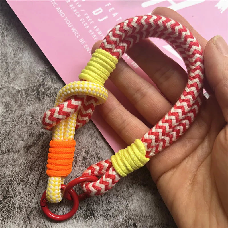 Luxury Contrast Color Keychain - PlusGamer